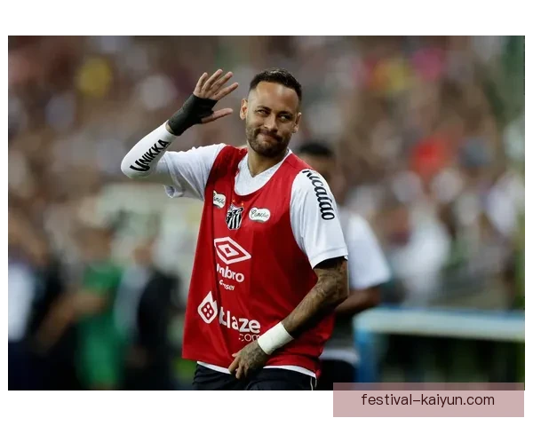 内马尔助力桑托斯首战解放者杯，球队状态备受期待